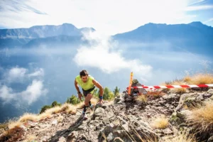 Dénivelé en trail : comment gérer les montées sans se mettre dans le rouge ?
