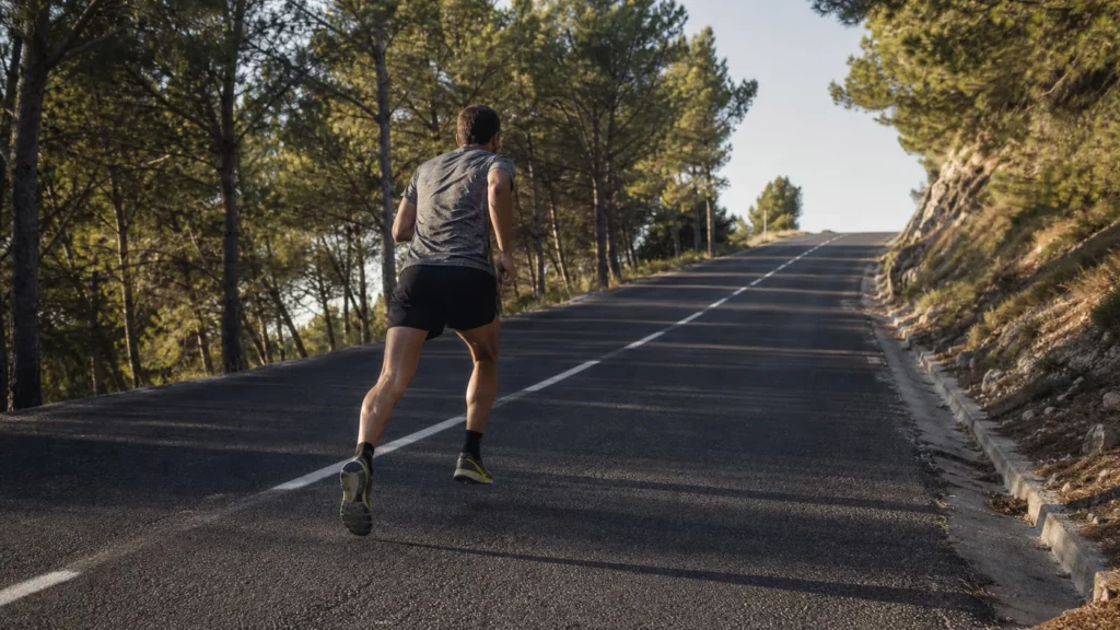 Séances en cotes pour améliorer son cardio et sa puissance.