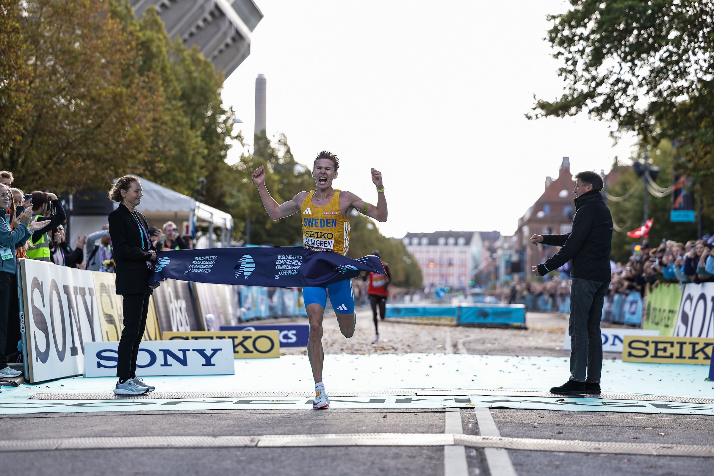 Andreas Almgren champion du monde du semi-marathon en 58 min 06 s