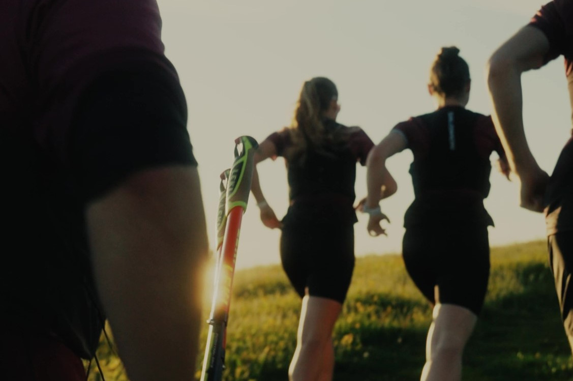 Groupe de traileurs lors d’une sortie officielle du Black Forest Ultra Trail 2026