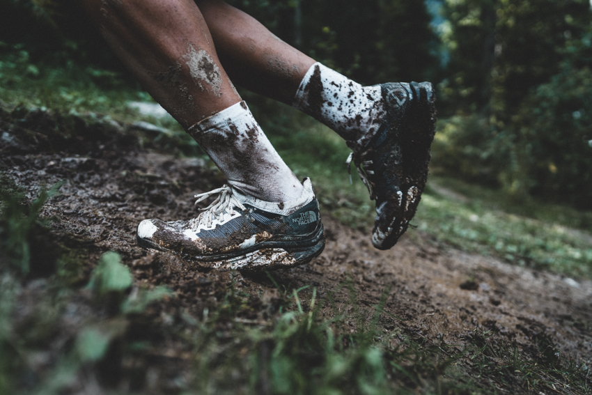 Chaussures de course préparées avant un changement de matériel