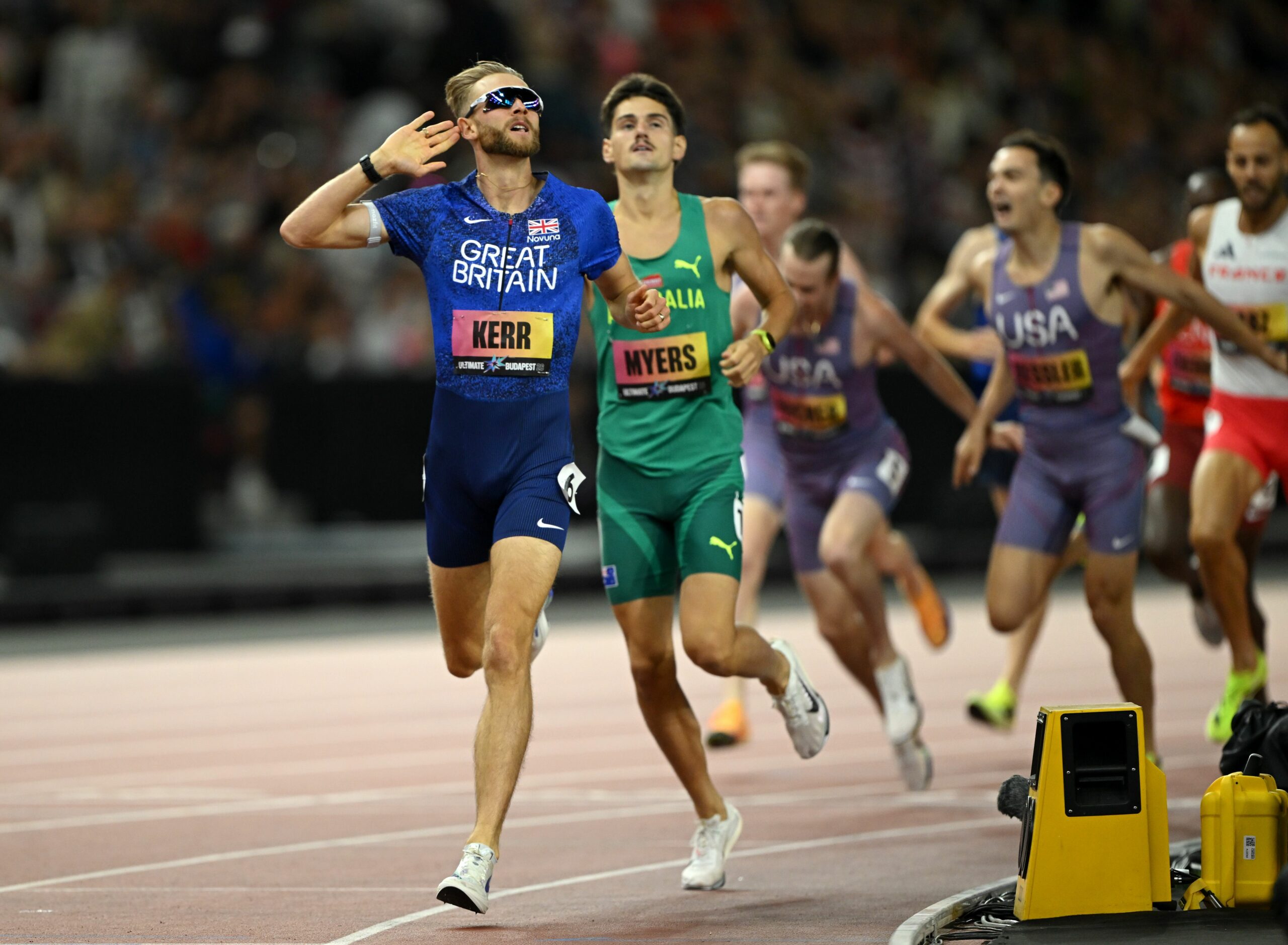 Josh Kerr remporte le 1 500 m de Budapest en 3 min 29 s 35