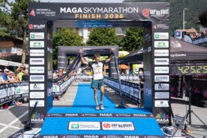 MAGA SkyMarathon 2026 : Boffelli s’impose, Beadle bat le record