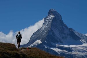 Ultra Tour Monte Rosa 2026 : Thorsten Reichert et Giulia Saggin remportent le 170 km