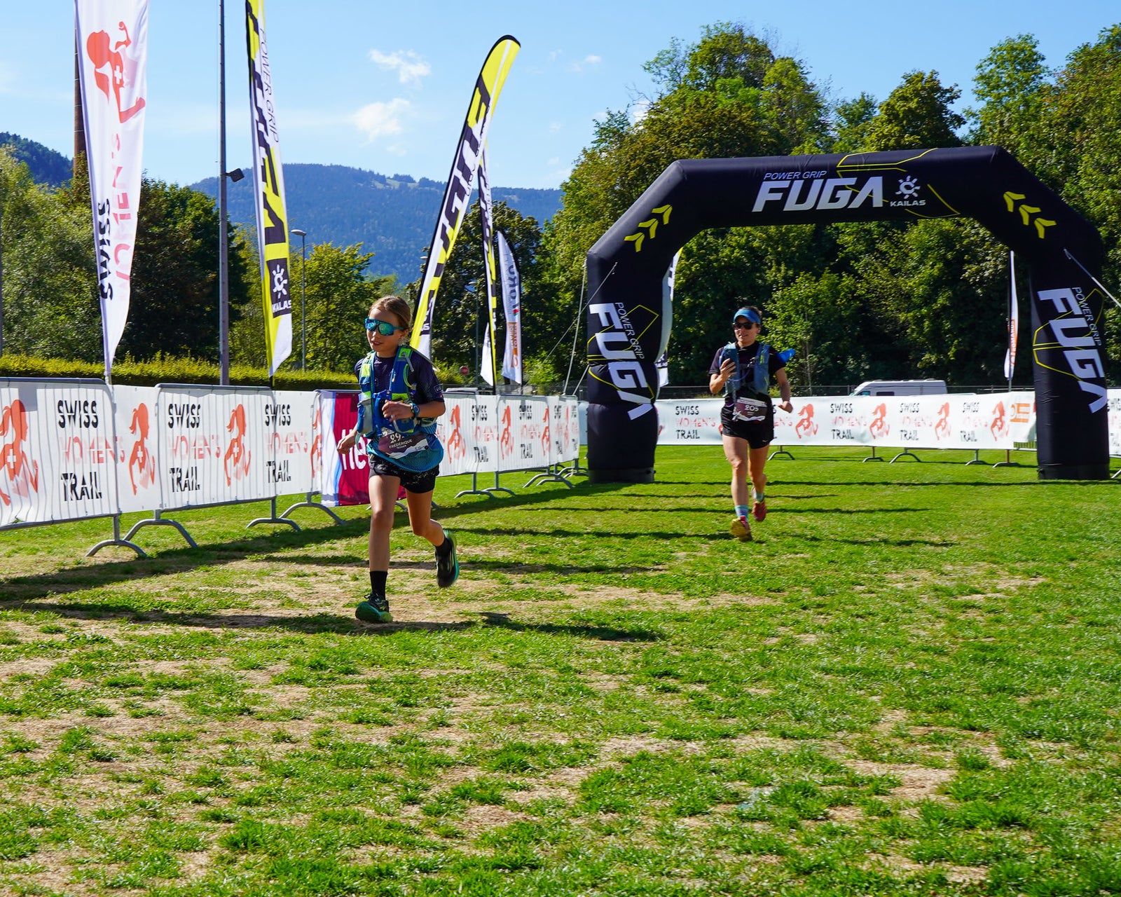Le premier Swiss Women’s Trail réunit plus de 400 inscrites à Couvet