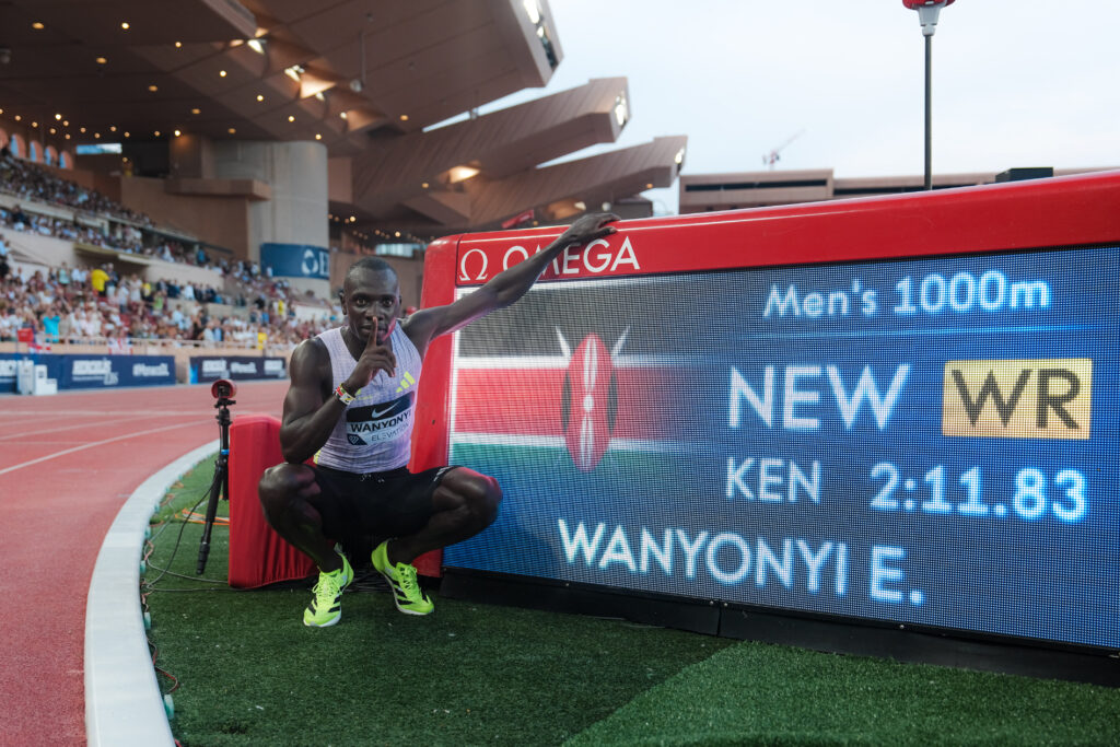 Le record du monde du 1 000 m d’Emmanuel Wanyonyi homologué en 2 min 11 s 83